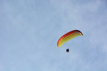 パラグライデイング