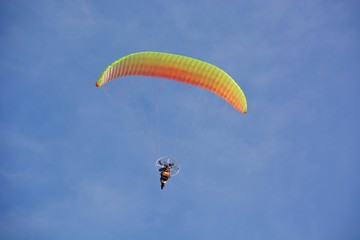 パラグライデイング