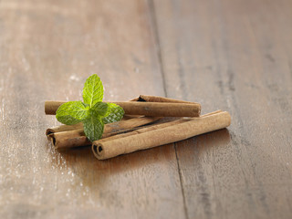 cinnamon mint