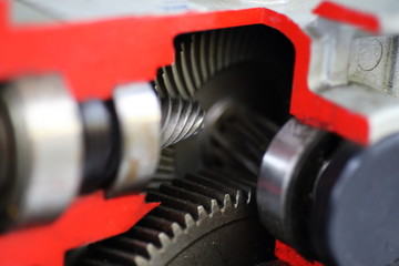 Motor cutting plane
