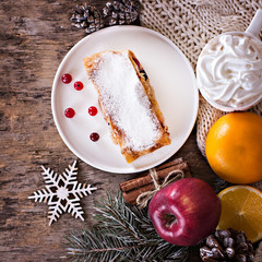 strudel and winter decor