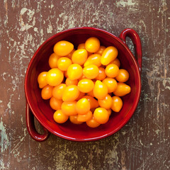 Yellow cherry tomatoes