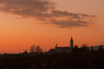 Kości&oacute;ł w Warzycach