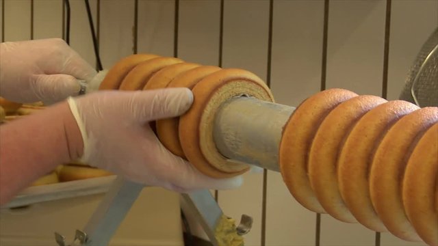 10795 german confectioner takes baumkuchen cake from role
