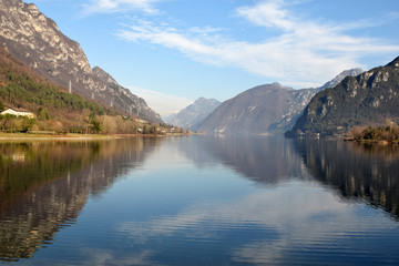 Fototapeta na wymiar A view of Lake Idro in the mountains of the Valle Sabbia - Bresc