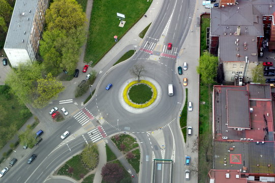 Rondo tr&oacute;jkątne