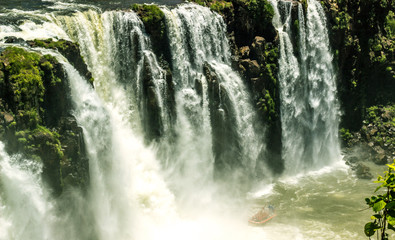 iguacu waterfalls brazilian side 
