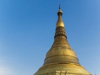 Fototapeta premium Visiting the Shwedagon Pagoda in Yangon, Myanmar