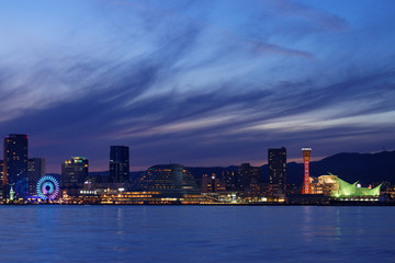 Naklejka na ściany i meble 神戸 ポートアイランドから見る中突堤の夜景