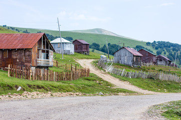 Fototapeta na wymiar Traditional wooden houses near the Goderdzi Pass in Adjara, Georgia