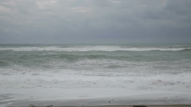 Onde di un Oceano tempestoso 