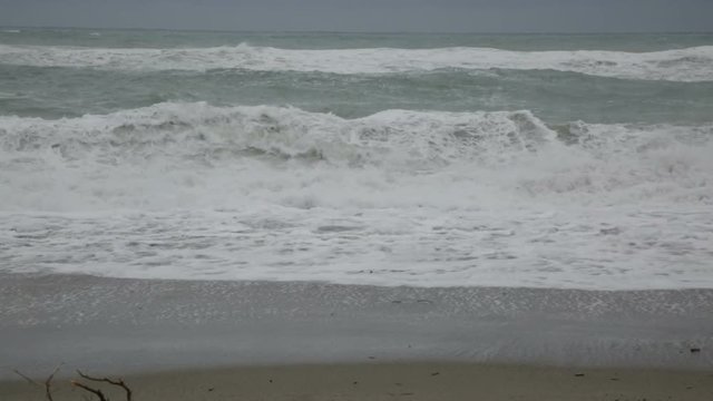 Onde di un Oceano tempestoso 