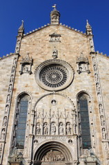 Obraz premium Facade of Como cathedral