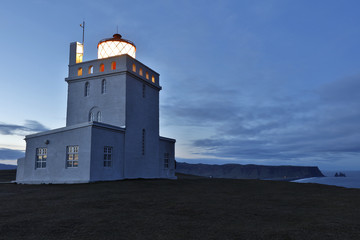 Fototapeta na wymiar Lighthouse at Dyrholaey in iceland