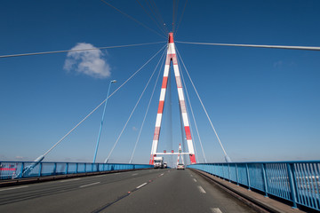 Le célèbre pont Saint-Nazaire au-dessus de la Loire Atlantique, France