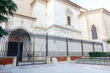 Entrada a catedral