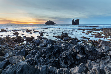 K&uuml;ste und Strand von Mosteiros (Sao Miguel, Azoren)