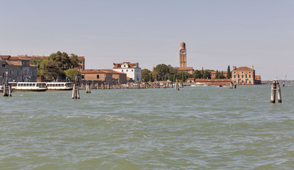 Naklejka premium Lagoon and cityscape in Venice, Italy.