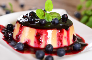 Panna cotta with blueberries