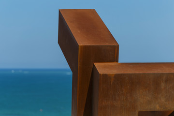 modern sculpture-biarritz