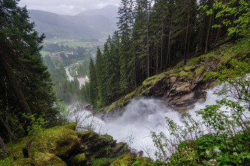 wasserfall in das tal