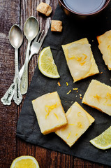 Lemon bars with lemon icing