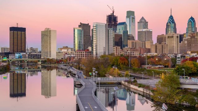 Philadelphia, Pennsylvania, USA Skyline time lapse on the Schuylkill River.