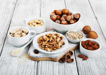 different types of nuts