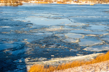 Drifting ice floes on a river Dnieper © ihorbondarenko