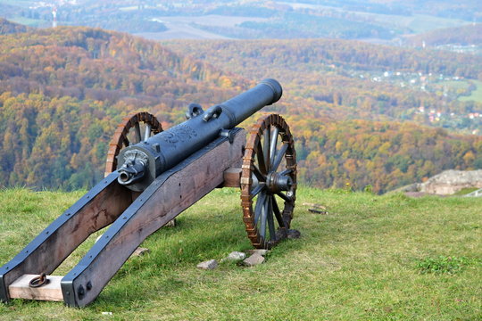 Slovakia Zvolen 2016 october 23 history cannon at the  ruins of the castle