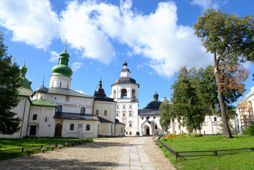 Fototapeta na wymiar Kirillo-Belozersky monastery at summer.
