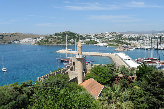 Le Minaret De La Mosquée Du Château Saint-Pierre à Bodrum En Ana