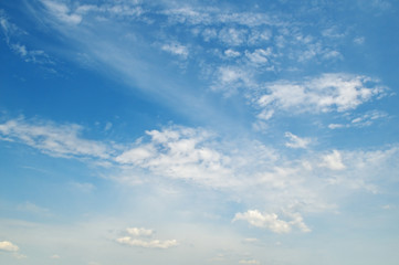 Fototapeta premium blue sky and white cumulus clouds