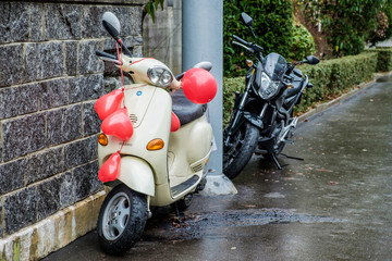 Fototapeta premium motocykle i balony ślubne
