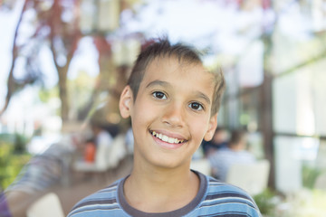 Kids in restaurant