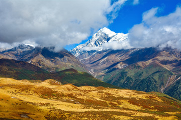 Fototapeta premium Mesmerising Himalayas from East India