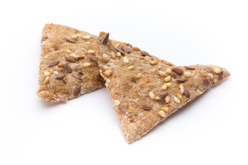 Toasted pita bread chips with herbal seasoning.