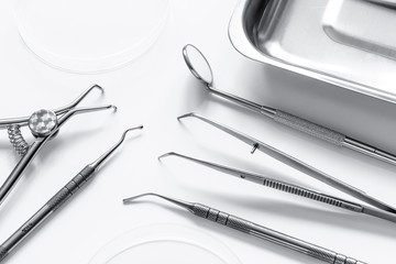 preparation of dental instruments before work