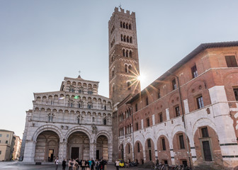 Lucca Cathedral - obrazy, fototapety, plakaty