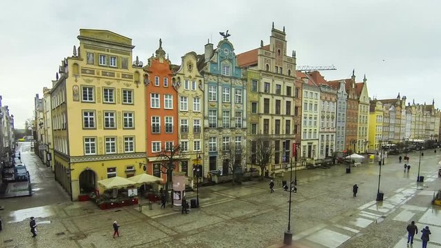 Long Market street (Polish: Dlugi Targ) in Gdansk, Poland. Famous pedestrianised street lined with scenic Renaissance buildings in the Old Town of Gdansk (Time Lapse)