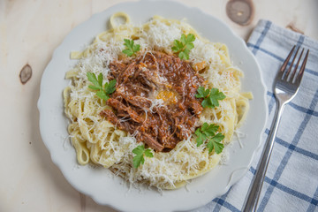Pasta mit Bolognese Sauce 