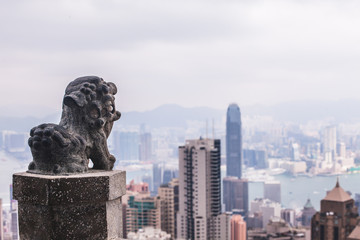 HONK KONG Harbour with lion statue