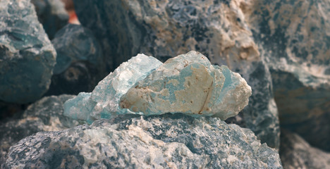 natural glass in its original form, in the shape rubble