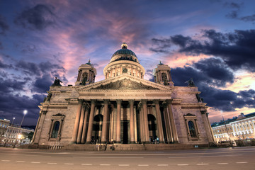 Obraz premium Saint Isaac's Cathedral or Isaakievskiy Sobor in St. Petersburg during the White Nights, Russia