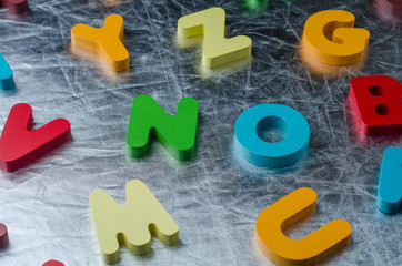 Naklejka premium NO word with colourful alphabet made of wooden. Business Idea co