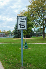 15 mph speed limit sign