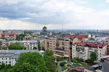 Fototapeta na wymiar Beautiful panoramic view of city