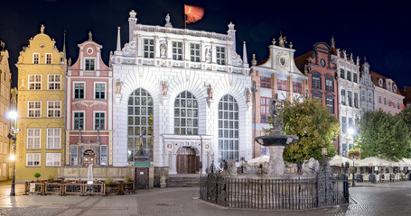 Obraz na płótnie Canvas Long Market Street with Fountain of Neptune at night , Gdansk, Poland
