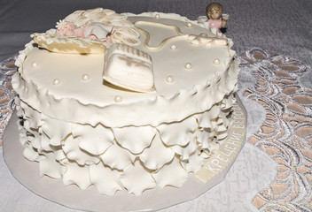 beige cream cake for baptism, entrepreneurs,