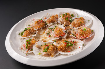 Scallop in Shell garlic fans steamed